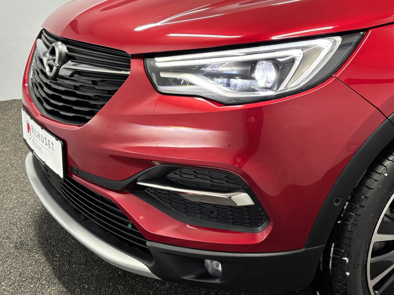 Billede af Opel Grandland X 1,6 Hybrid Ultimate aut.