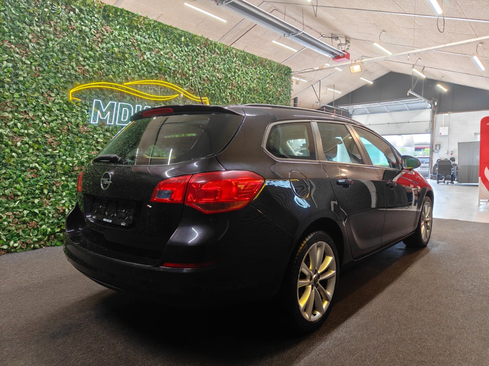 Billede af Opel Astra 1,6 Enjoy Sports Tourer