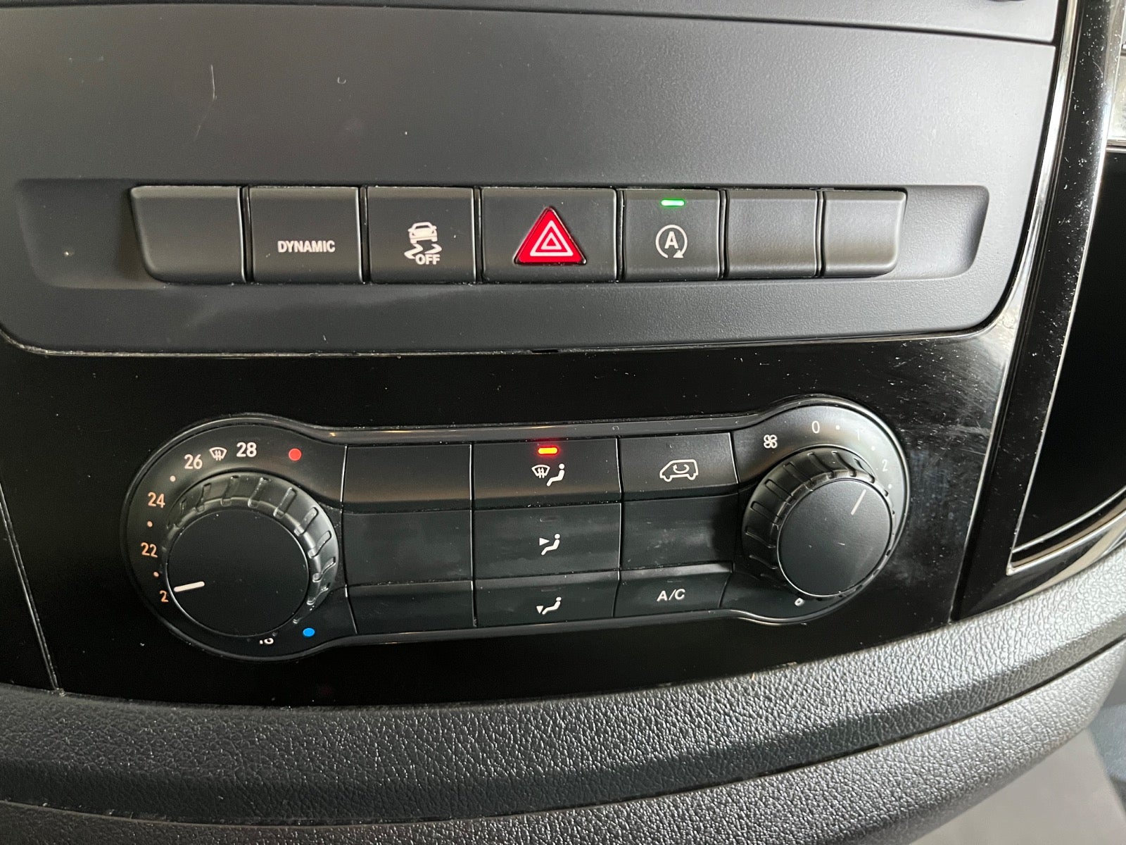 Billede af Mercedes Vito 114 2,0 CDi Kassevogn aut. L RWD