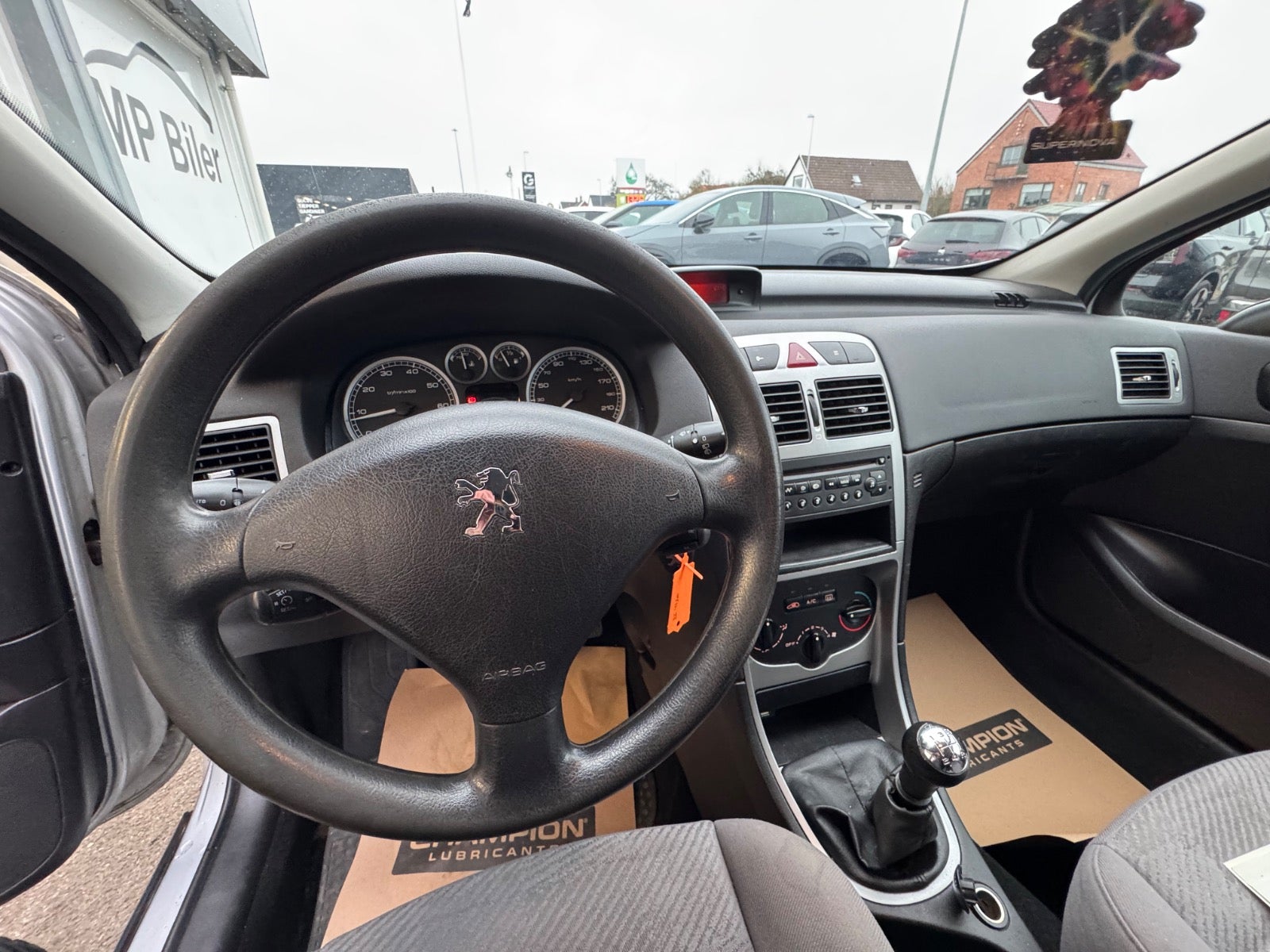 Billede af Peugeot 307 1,6 XR stc.