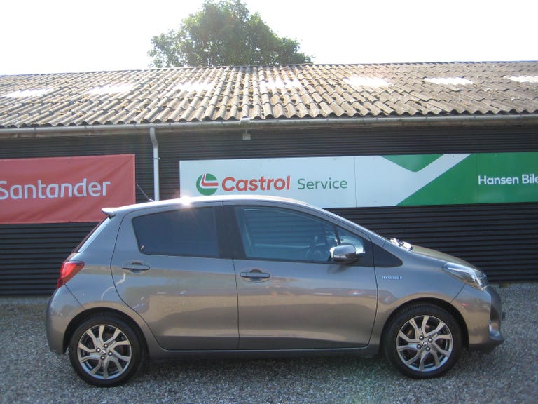 Toyota Yaris Hybrid H2 Style e-CVT
