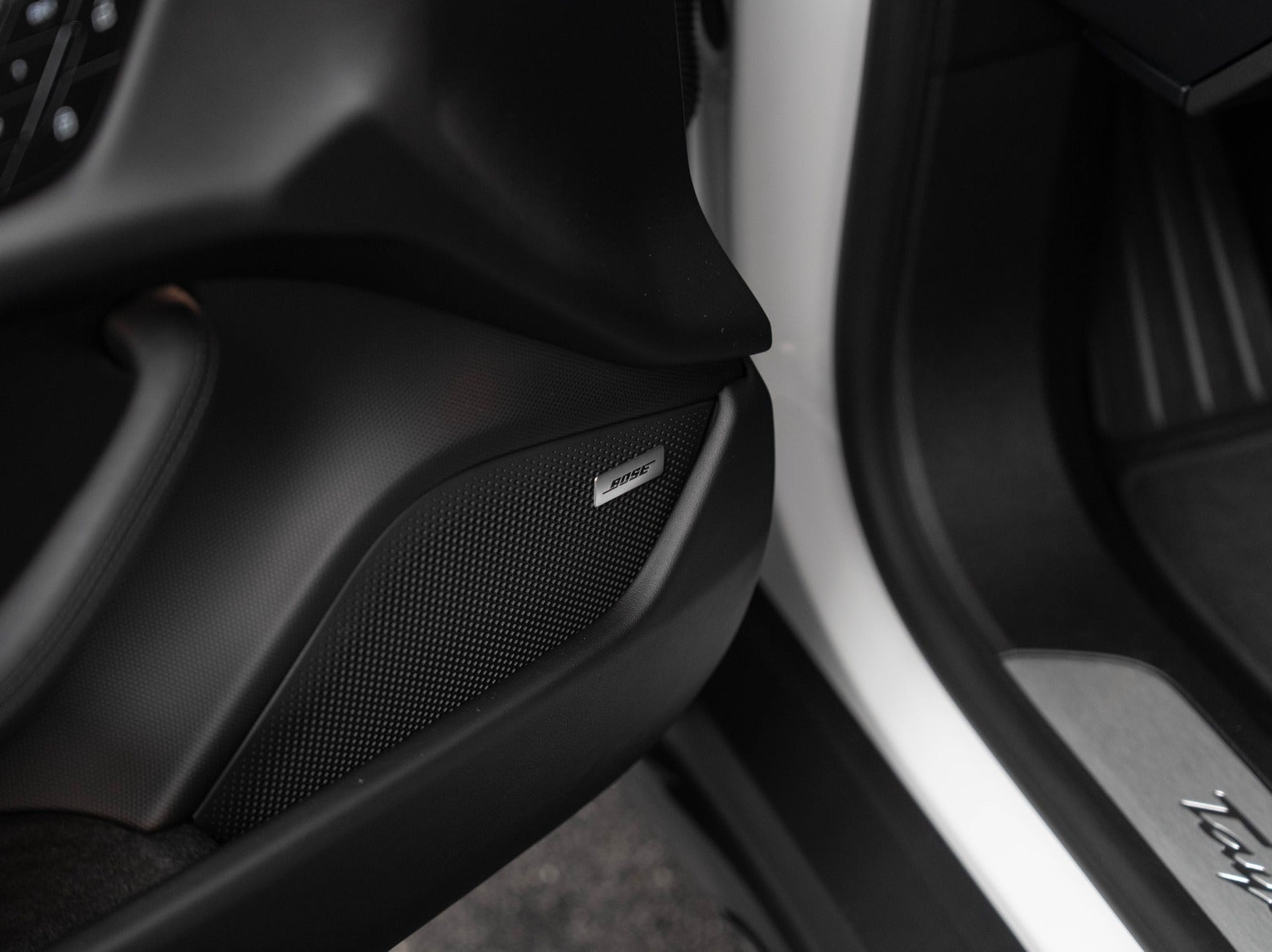 Gallery image 17 of 18