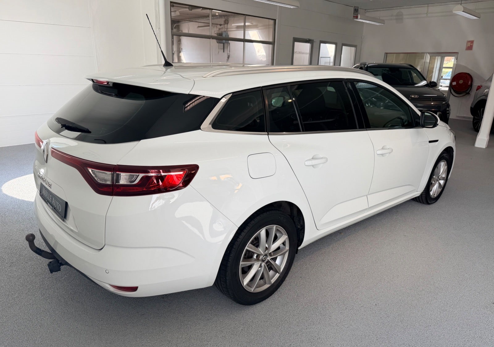 Billede af Renault Megane IV 1,2 TCe 100 Zen Sport Tourer