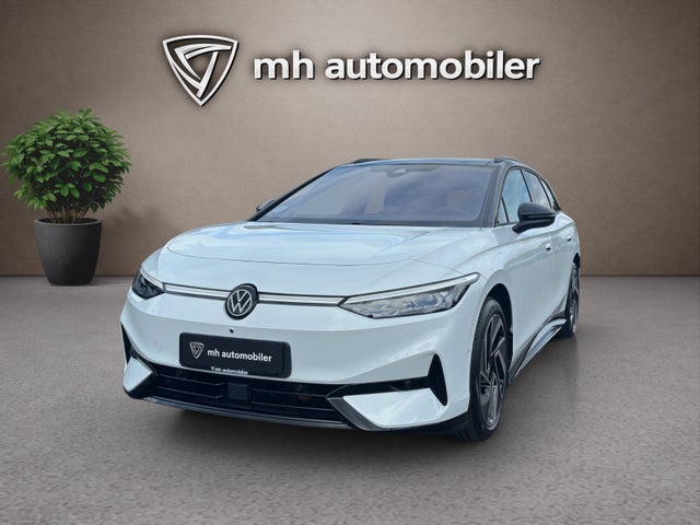 VW ID.7 77 Black Style Tourer