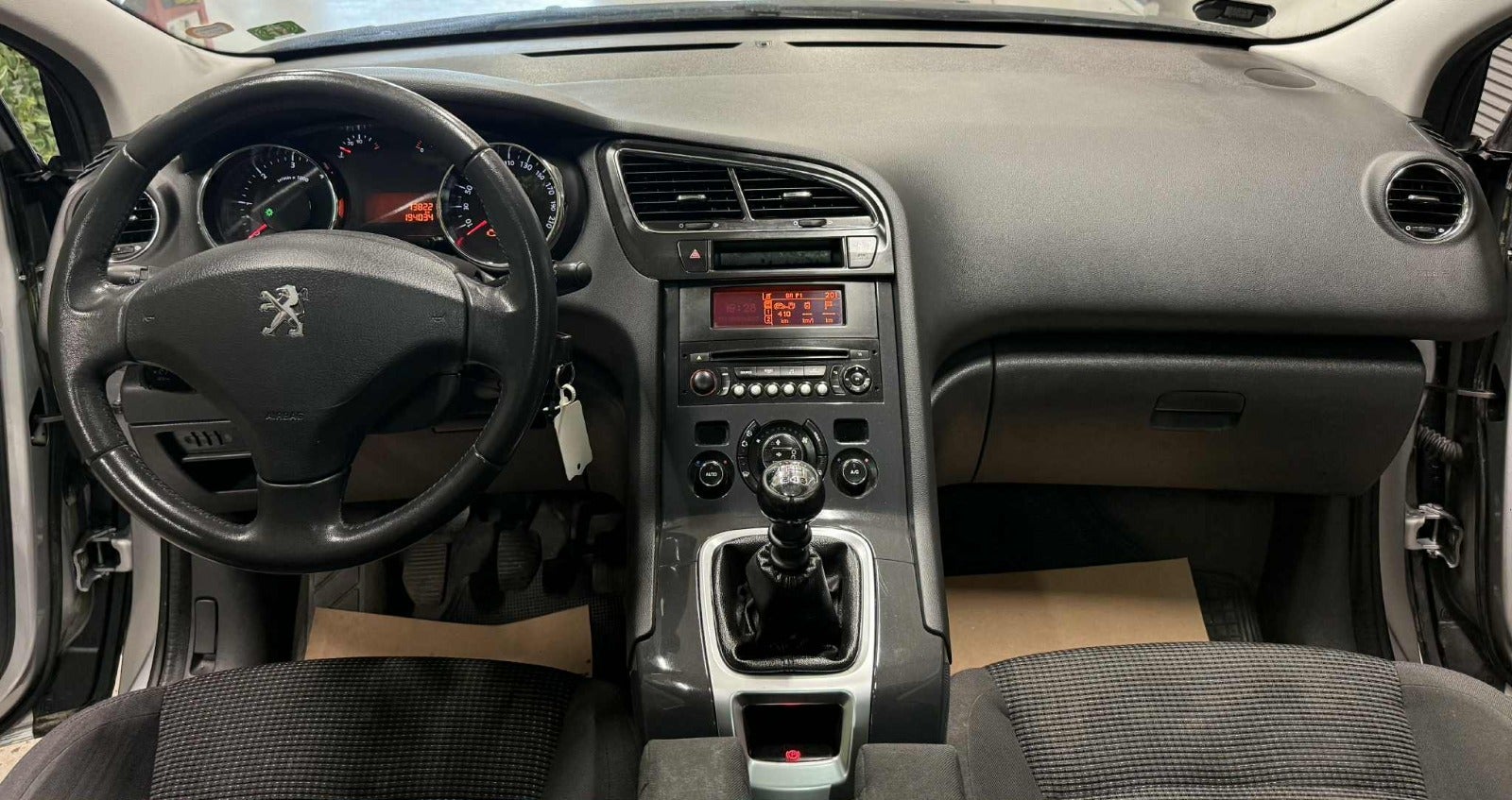 Billede af Peugeot 5008 1,6 HDi 114 Style 7prs