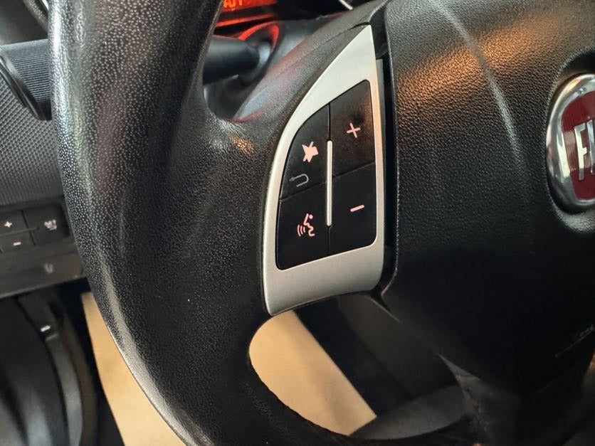 Fiat Punto TwinAir 100 Popstar Edition