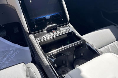 Ford Explorer Premium Extended Range