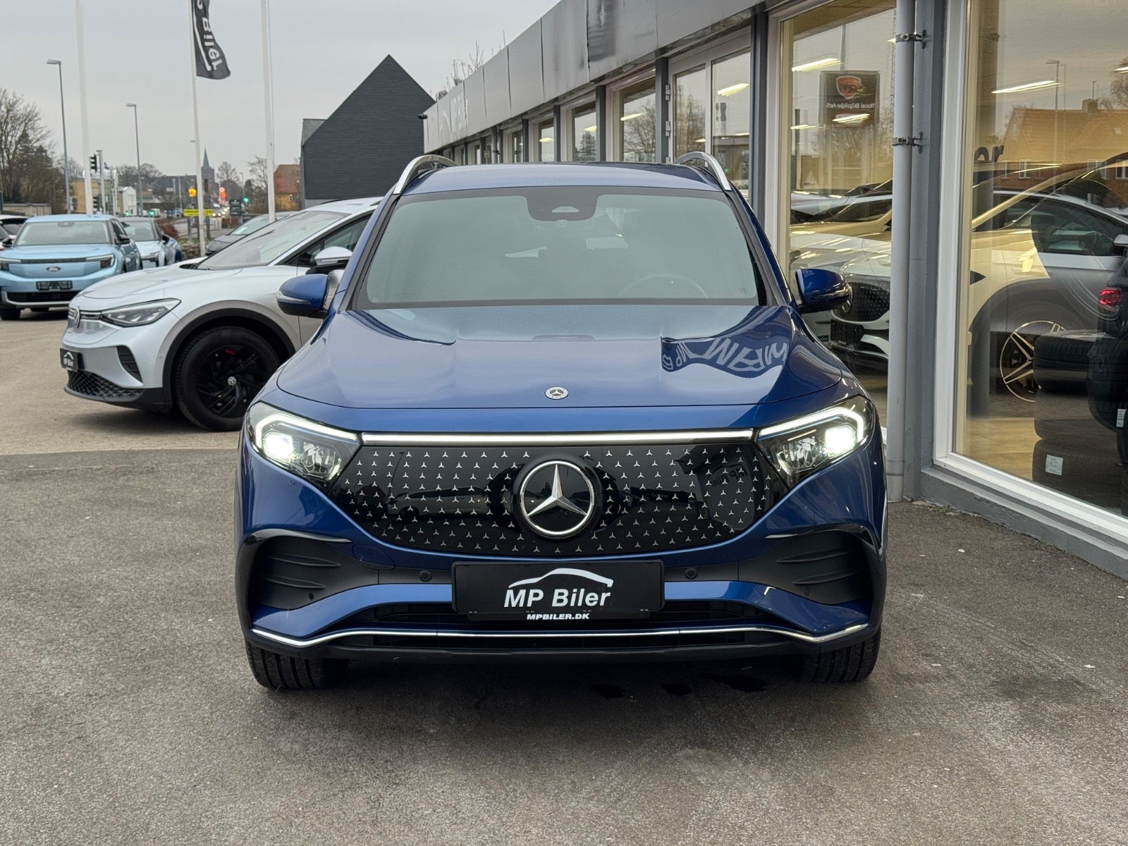 Billede af Mercedes EQB300 AMG Line 4Matic