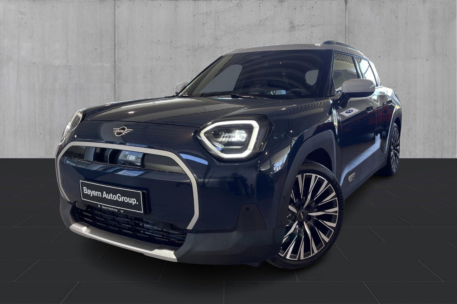 MINI Aceman E Favoured Trim M
