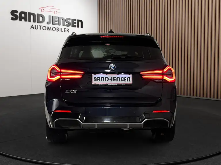 BMW iX3 Charged Plus M-Sport