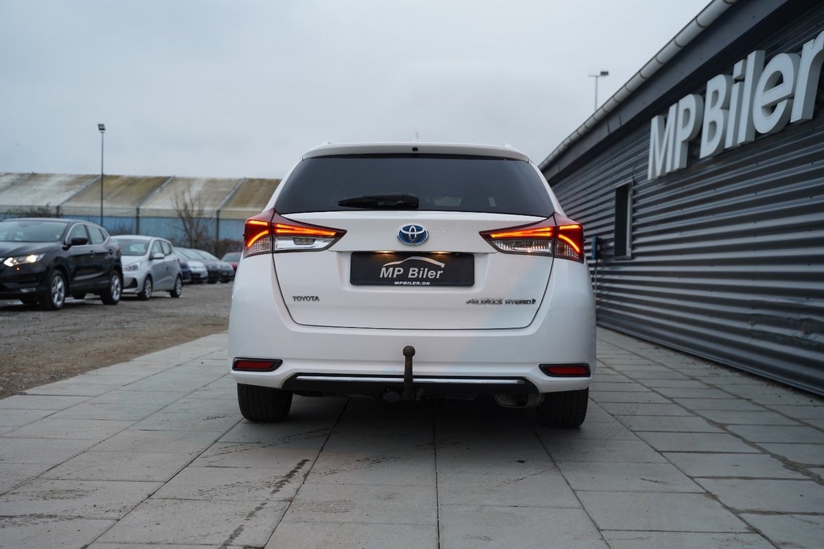 Billede af Toyota Auris 1,8 Hybrid H2 Comfort Touring Sports CVT