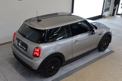 MINI Cooper SE Classic Trim