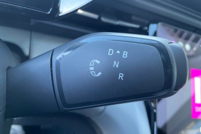 Ford Explorer Premium Extended Range