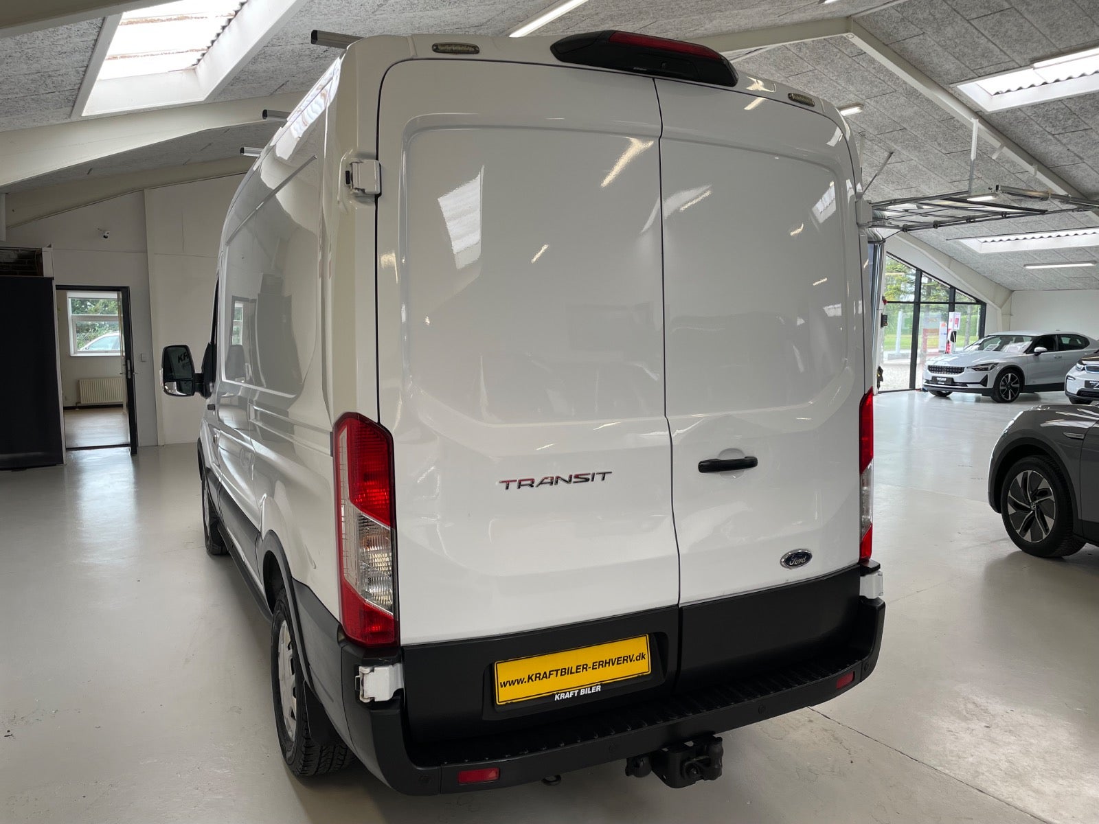 Billede af Ford Transit 350 L2 Van 2,0 TDCi 170 Trend aut. H2 FWD