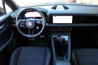 Porsche Macan 4 