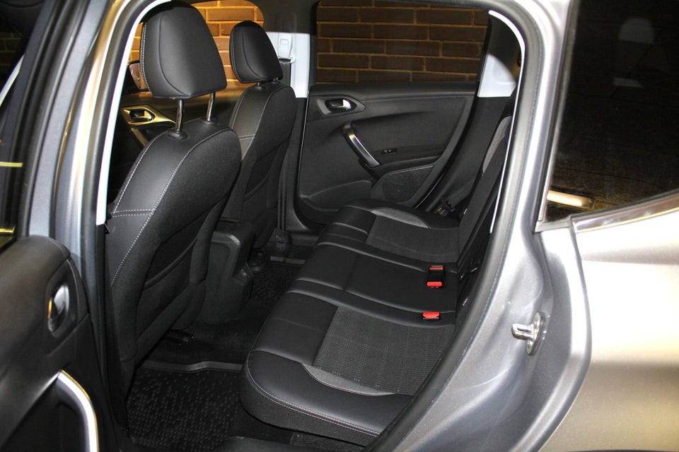 Peugeot 2008, Billede 5