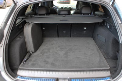 Mercedes C300 e AMG Line stc. aut.