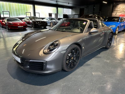 Porsche 911 Targa 4 3,0 PDK 2d