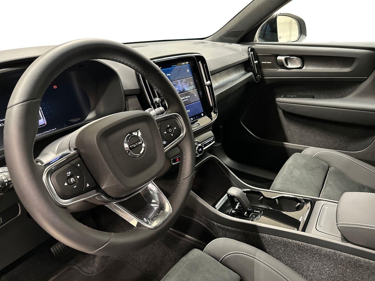 Volvo EX40 Extended Range Ultra billede 3