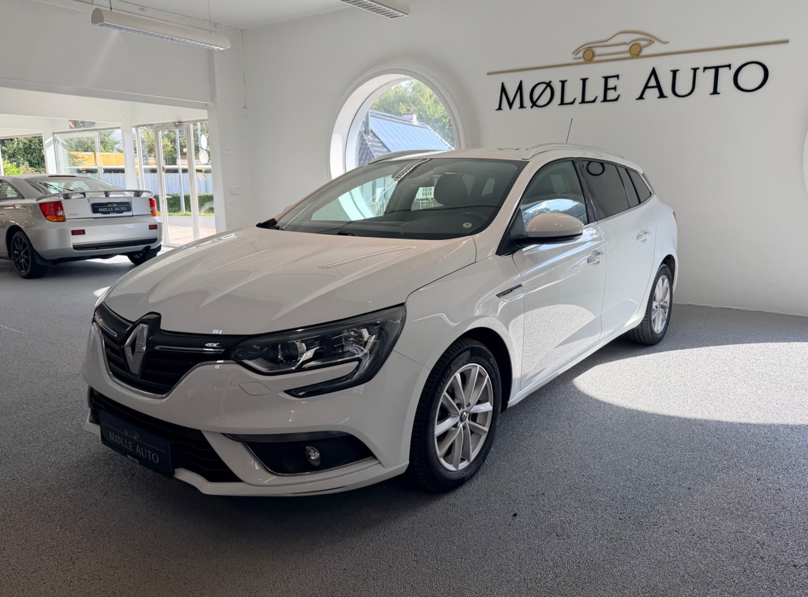 Billede af Renault Megane IV 1,2 TCe 100 Zen Sport Tourer