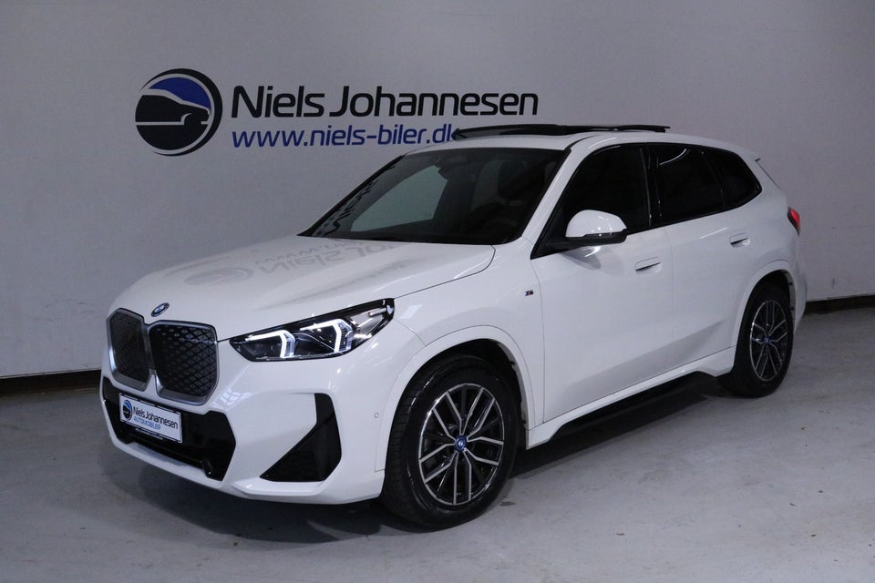 BMW iX1, Billede 1