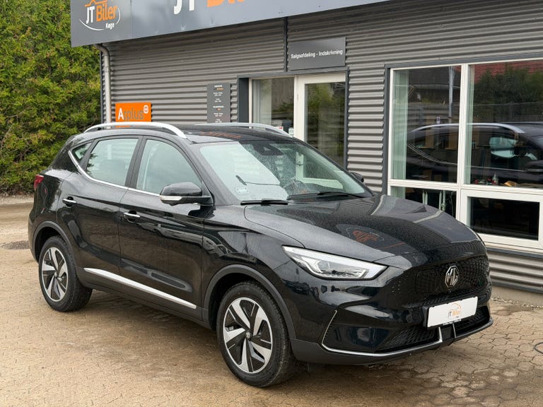 MG ZS Luxury