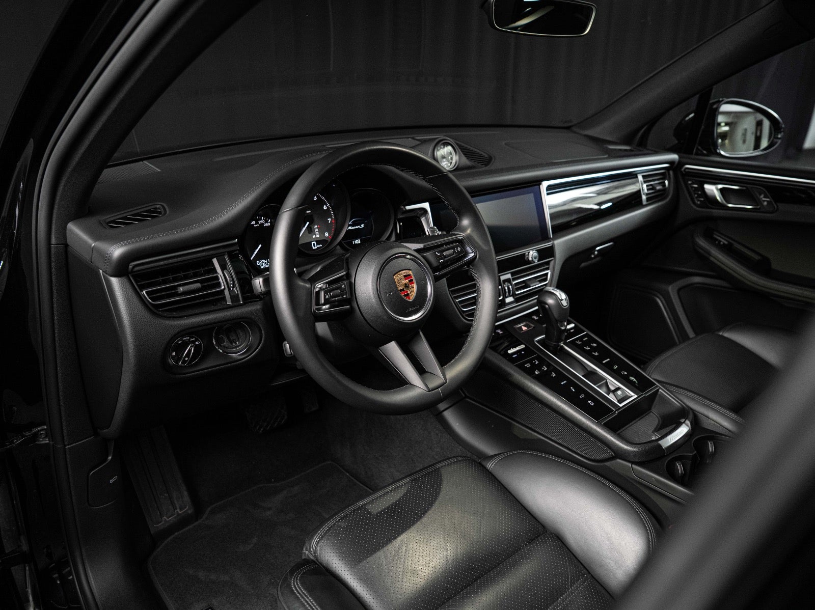 Gallery image 11 of 16