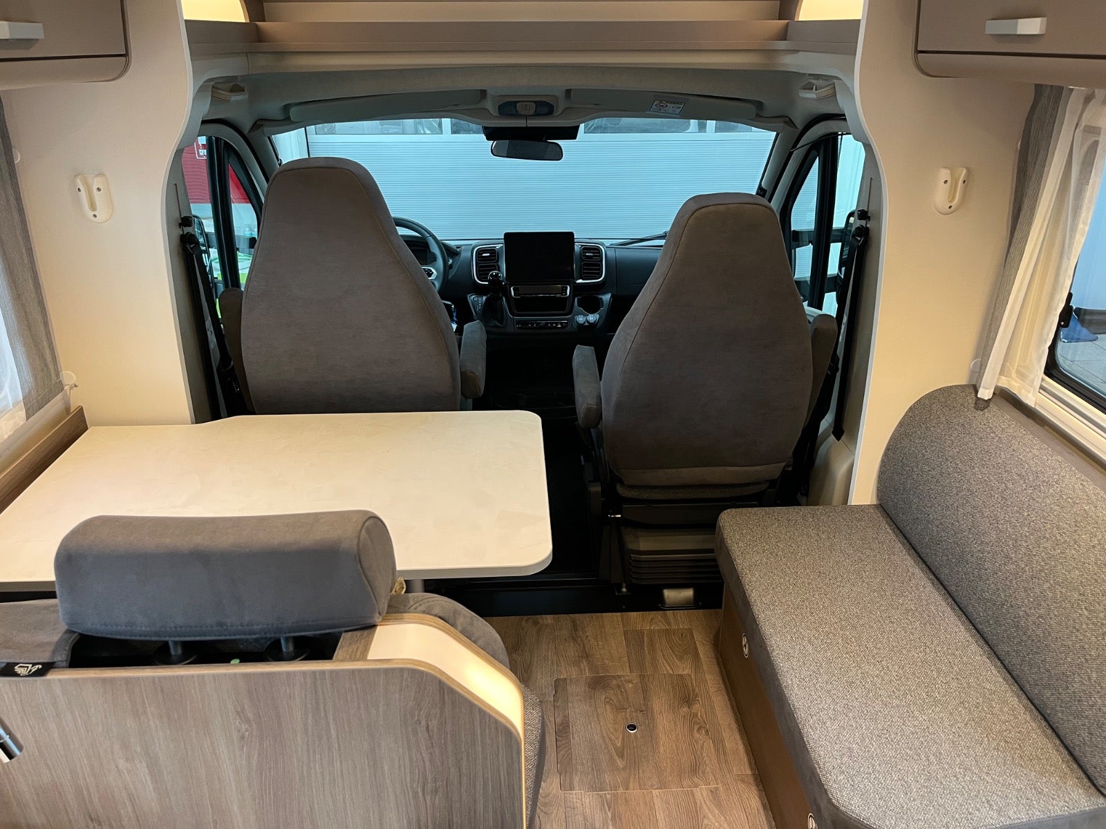 Carado T448 PRO+ JTD 140 aut.