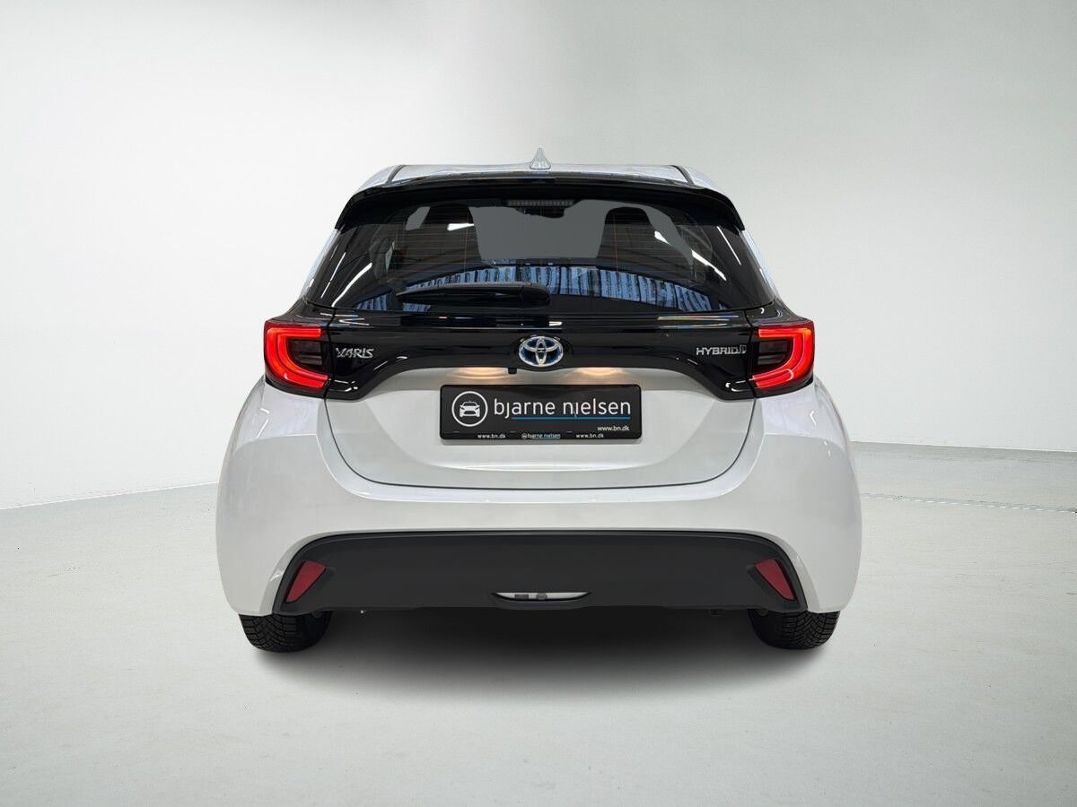 Toyota Yaris Hybrid Active e-CVT billede 7