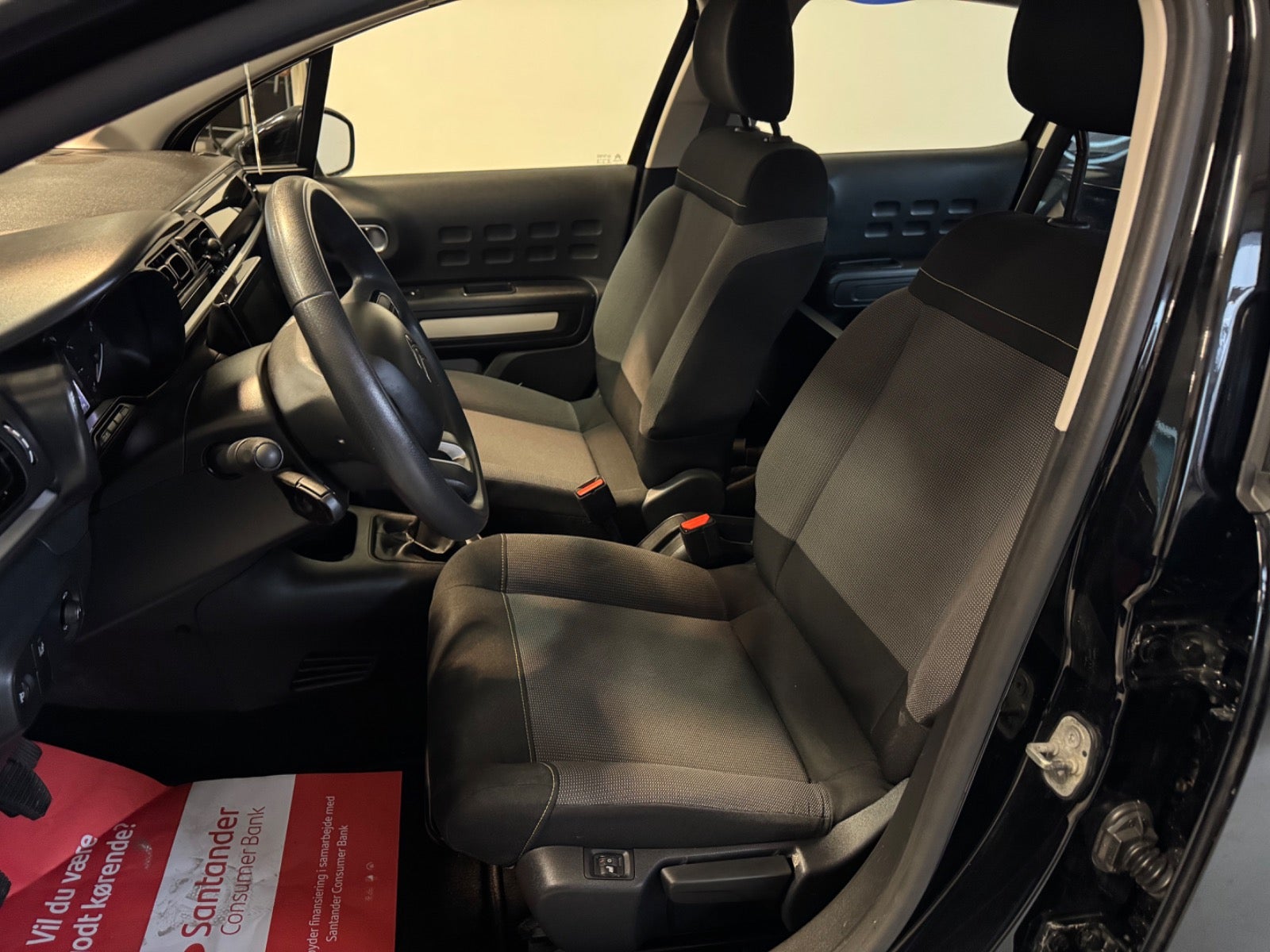 Citroën C3 PureTech 82 Iconic LTD Van