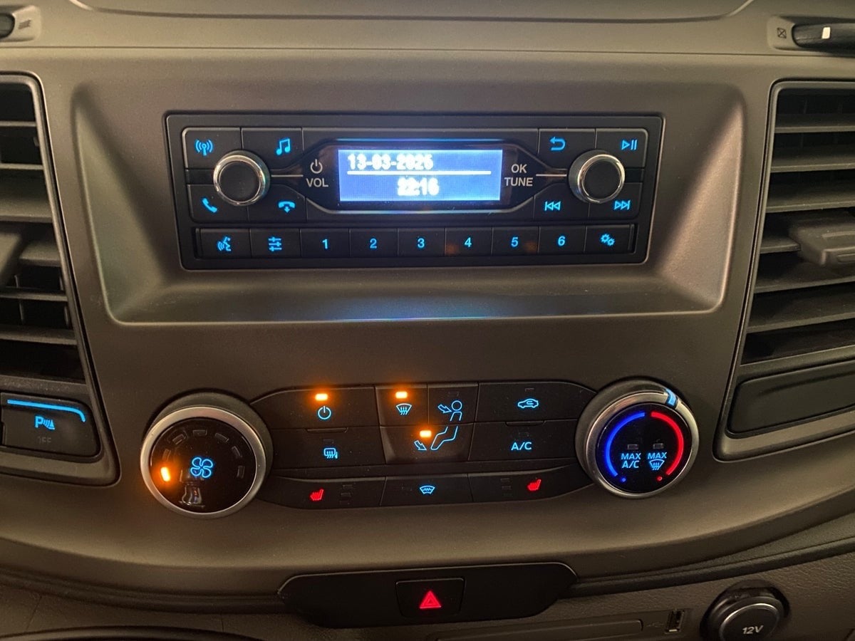 Billede af Ford Transit Custom 300L 2,0 TDCi 130 Trend