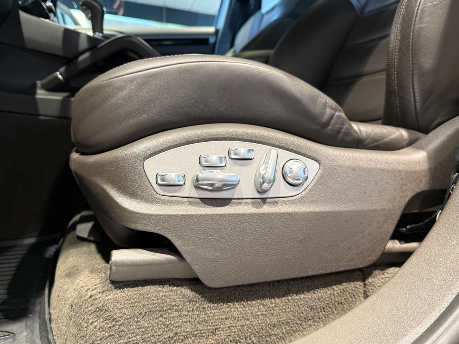 Billede af Porsche Cayenne 3,0 D Tiptr.