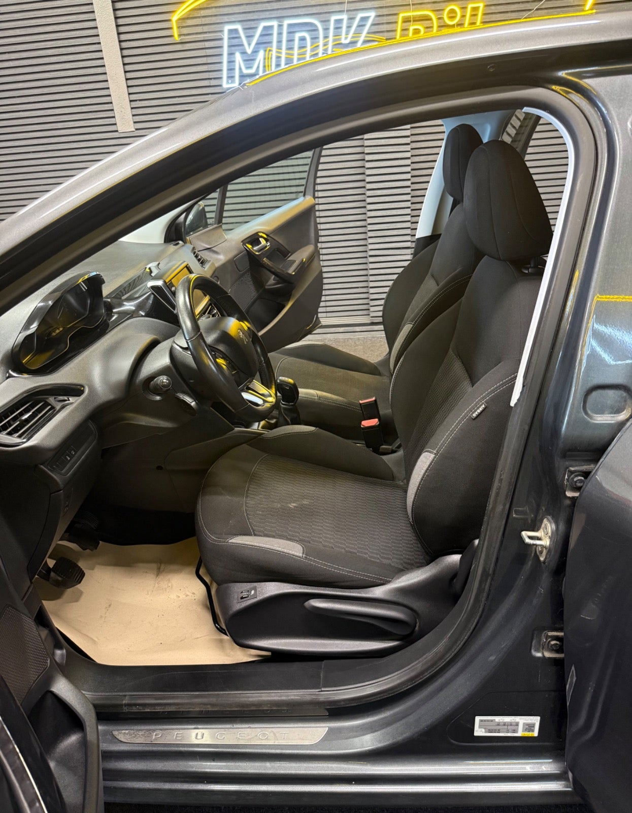 Billede af Peugeot 208 1,6 BlueHDi 100 Active