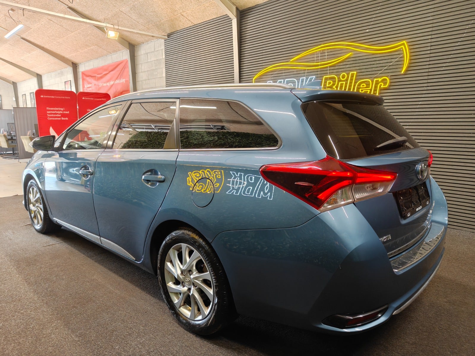 Billede af Toyota Auris 1,8 Hybrid H2 Comfort Touring Sports CVT