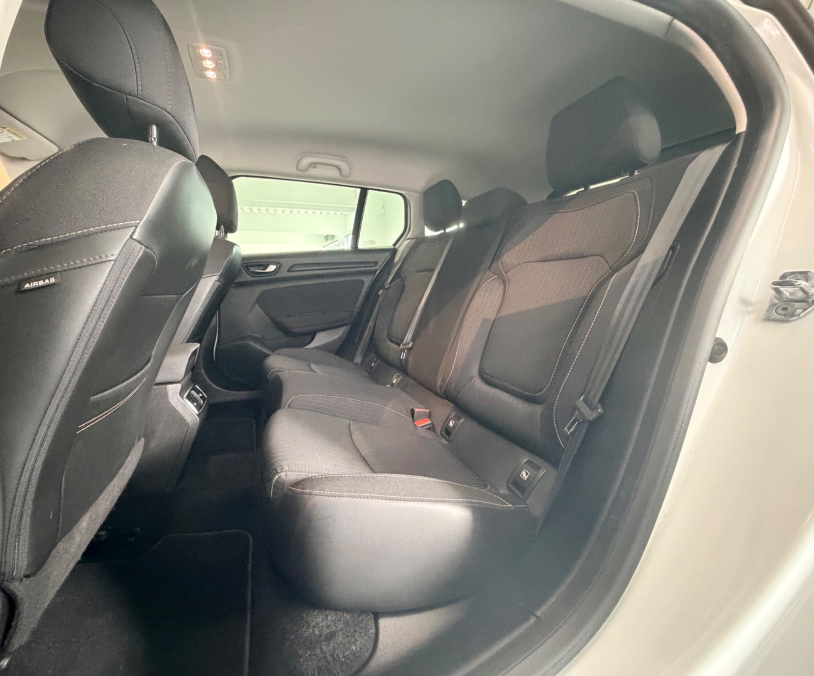 Billede af Renault Megane IV 1,2 TCe 100 Zen Sport Tourer
