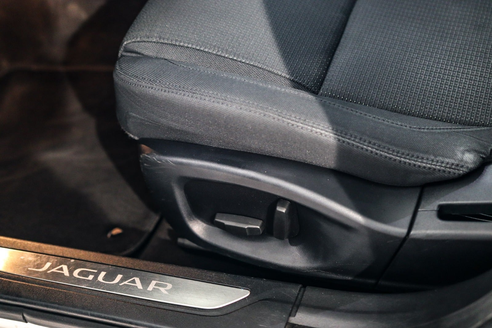 Billede af Jaguar XF 2,0 D180 Pure aut.