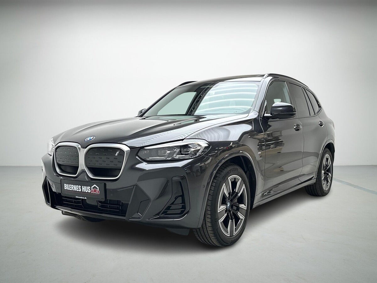 BMW iX3 Charged M-Sport billede 1