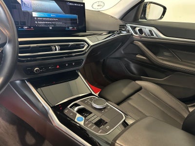 BMW i4 eDrive35