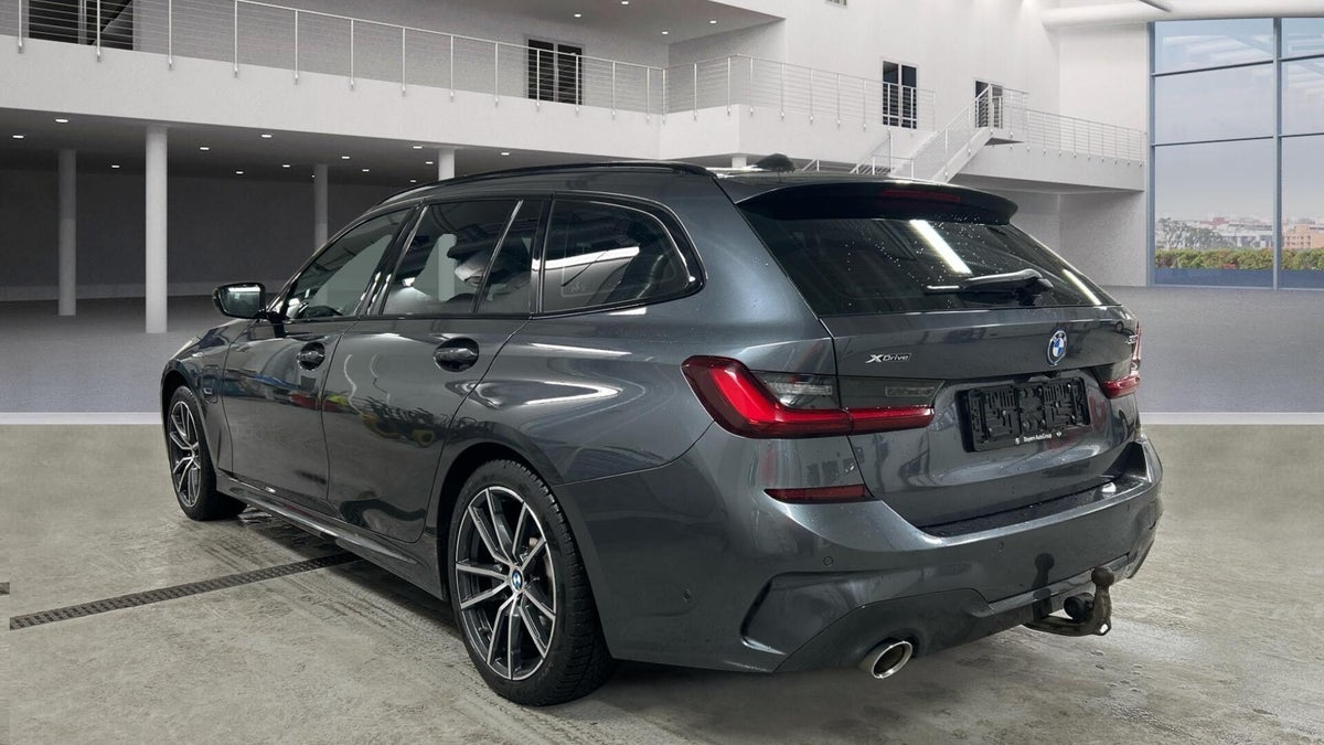 BMW 330e Touring M-Sport aut. billede 3
