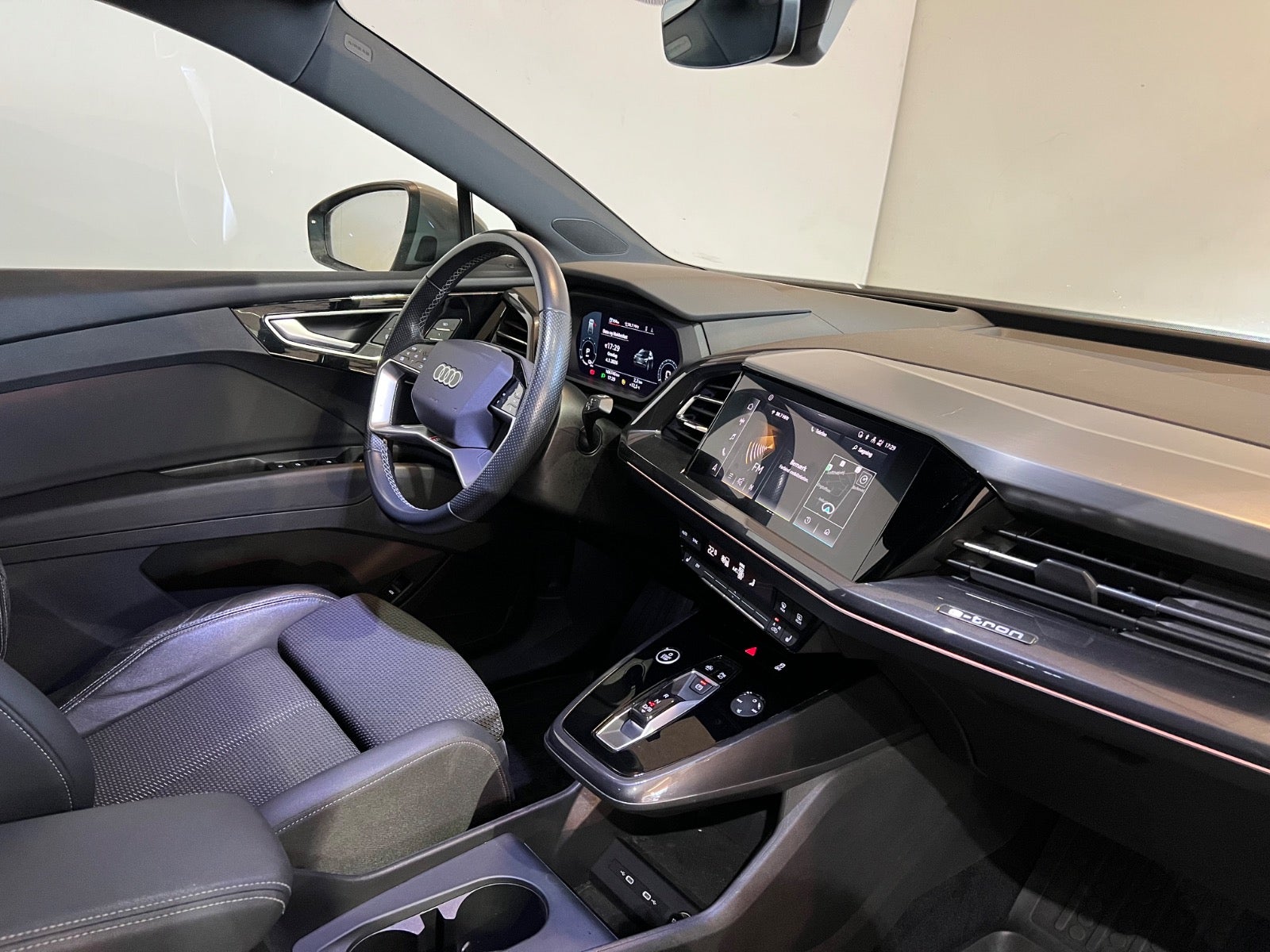 Audi Q4 e-tron S-line