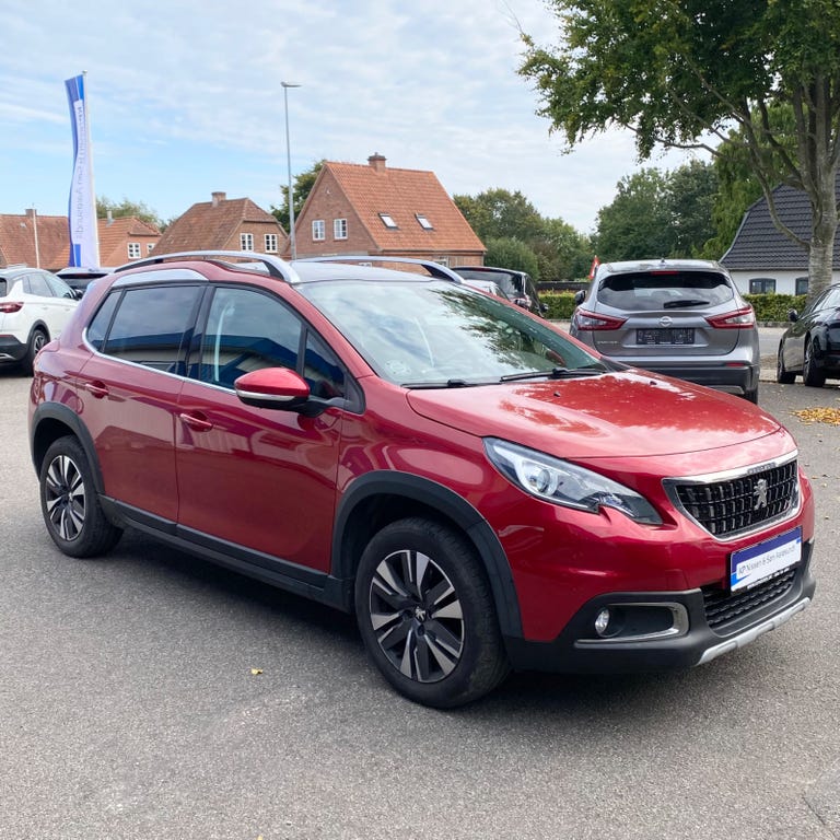 Peugeot 2008 BlueHDi 100 Exclusive Sky