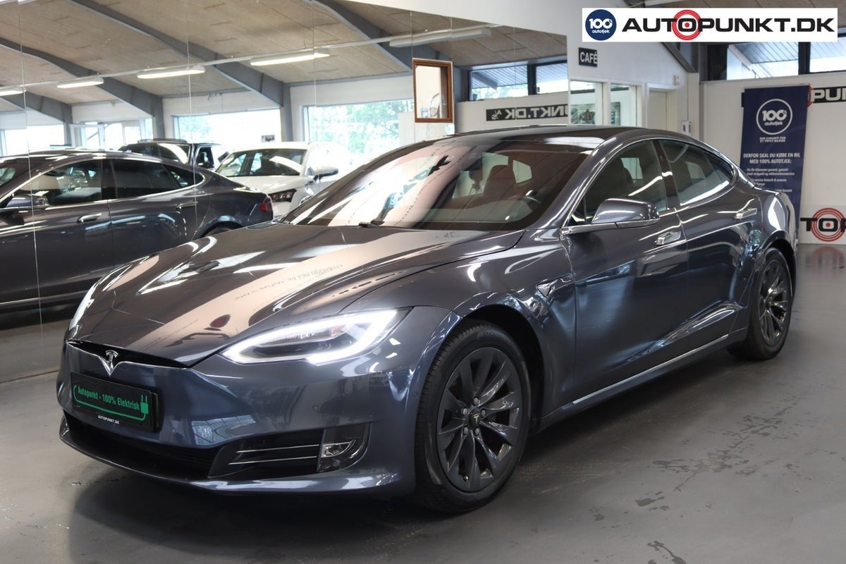 Tesla Model S 2019