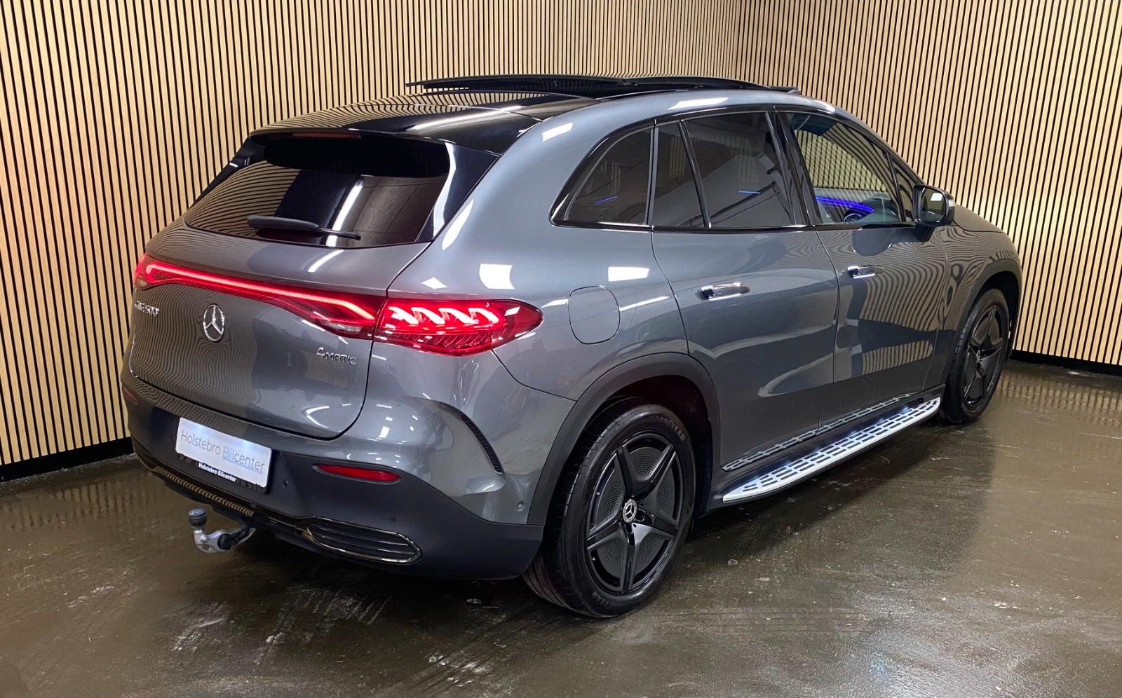 Mercedes EQE500 SUV 2024