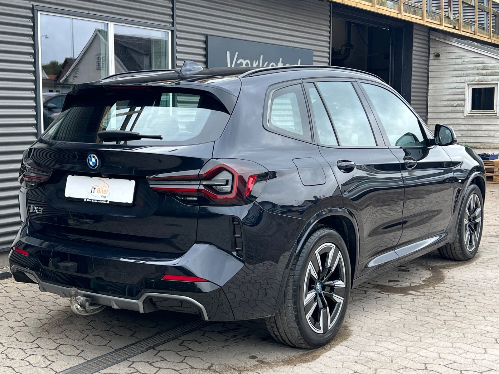 BMW iX3 Charged M-Sport