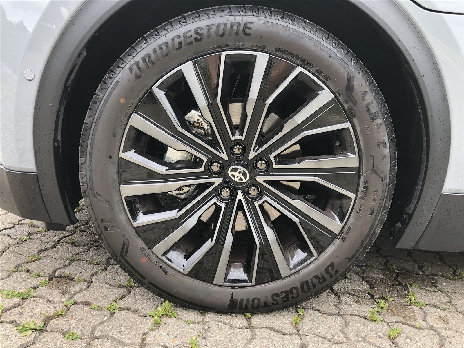 Toyota C-HR+ Executive AWD