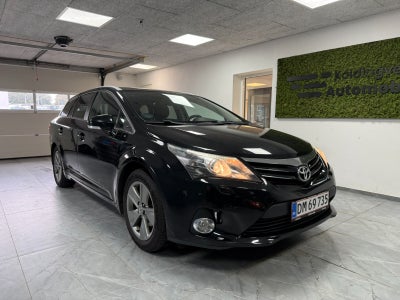Toyota Avensis 1,8 VVT-i T2 Premium Touring Sports 5d