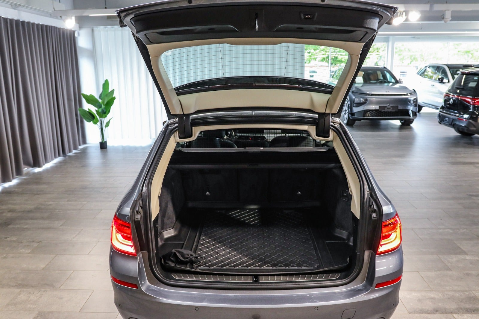 Billede af BMW 530d 3,0 Touring aut.