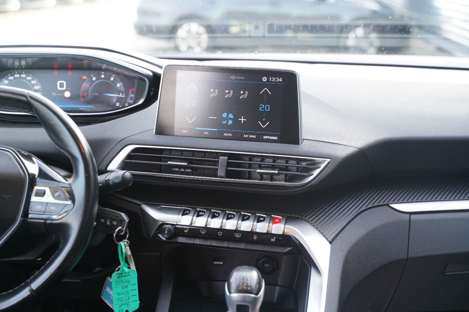 Billede af Peugeot 3008 1,2 e-THP 130 Active