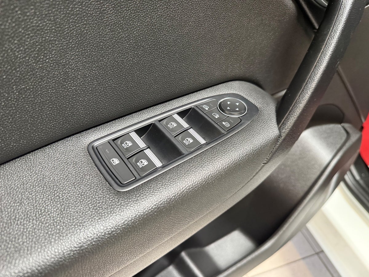 Renault Captur E-Tech Intens