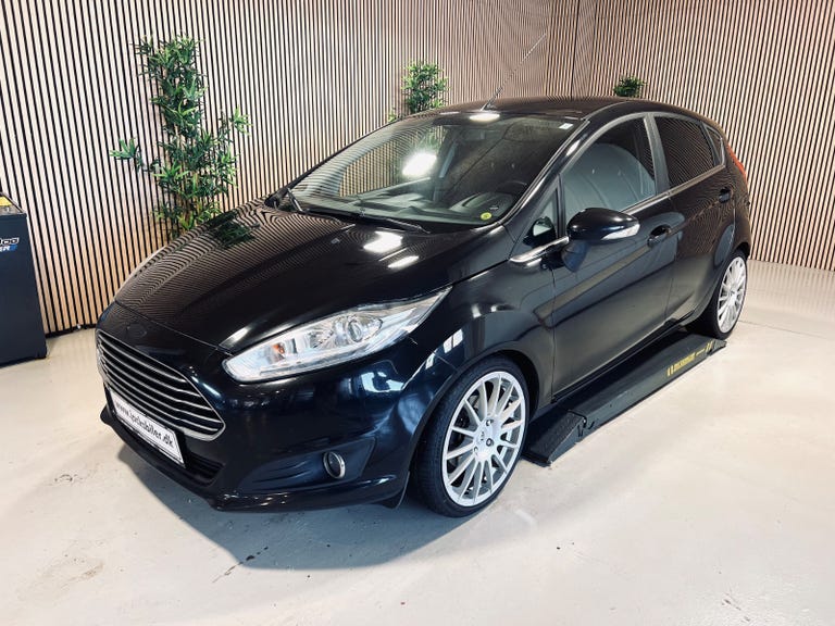 Ford Fiesta SCTi 125 Titanium